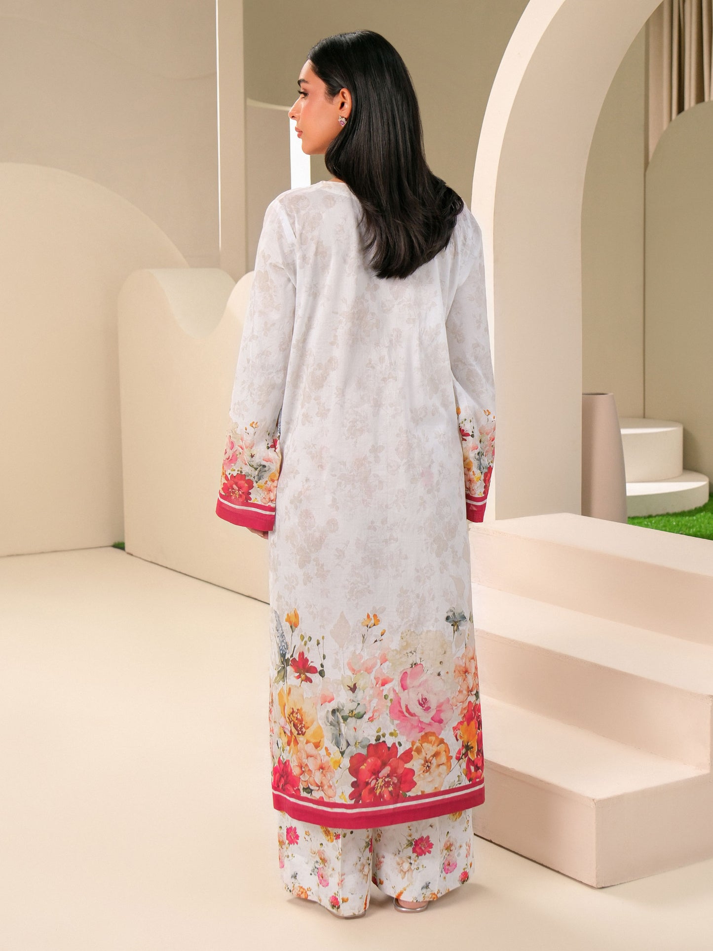 2 Piece Lawn Suit-Embroidered (Unstitched)