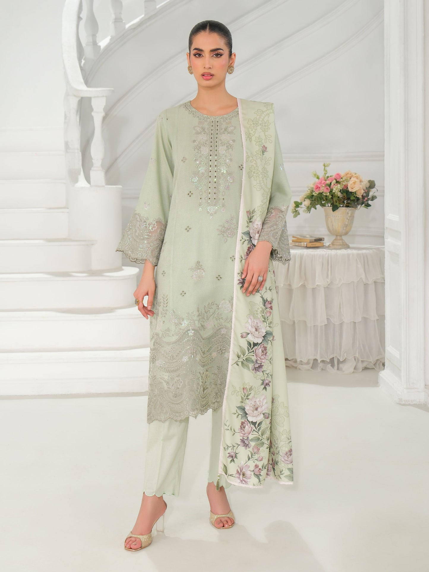 3 Piece Karandi Suit-Embroidered (Unstitched)