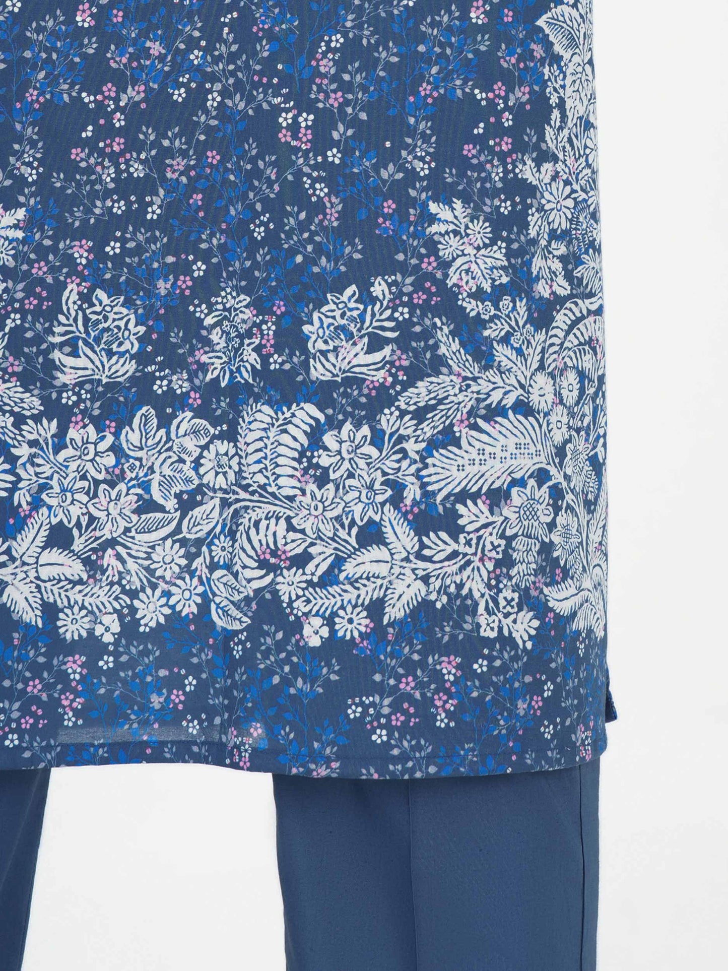3 Piece Lawn Suit- Printed (Unstitched)