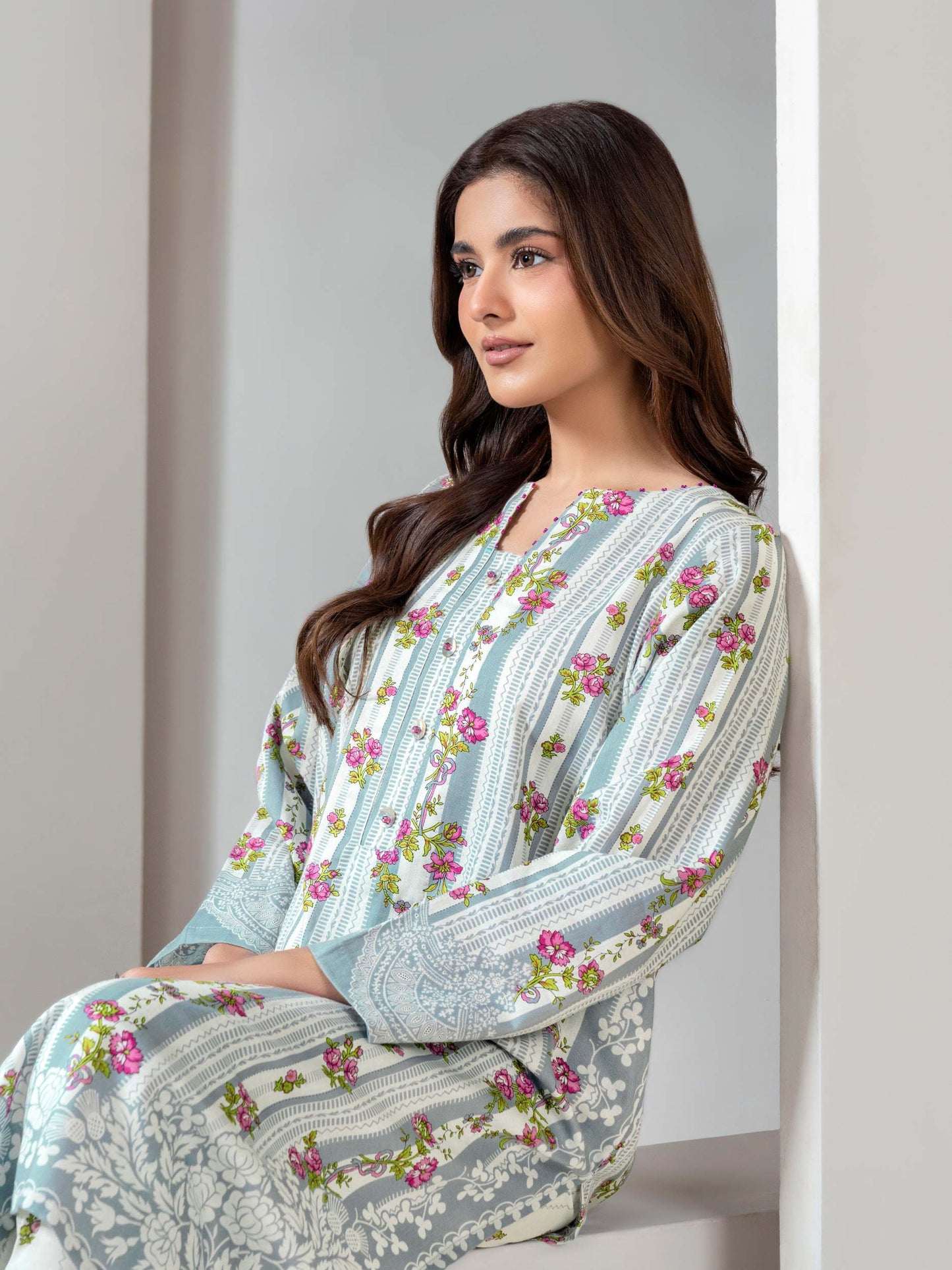 2 Piece Khaddar (Unstitched)