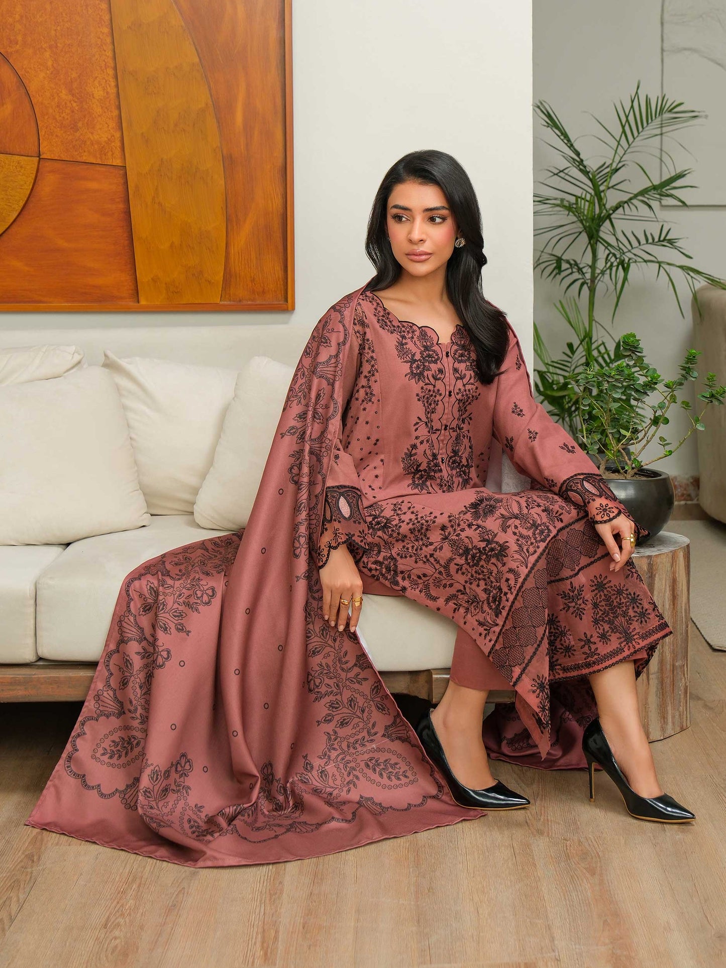 3 Piece Khaddar Suit-Embroidered (Unstitched)