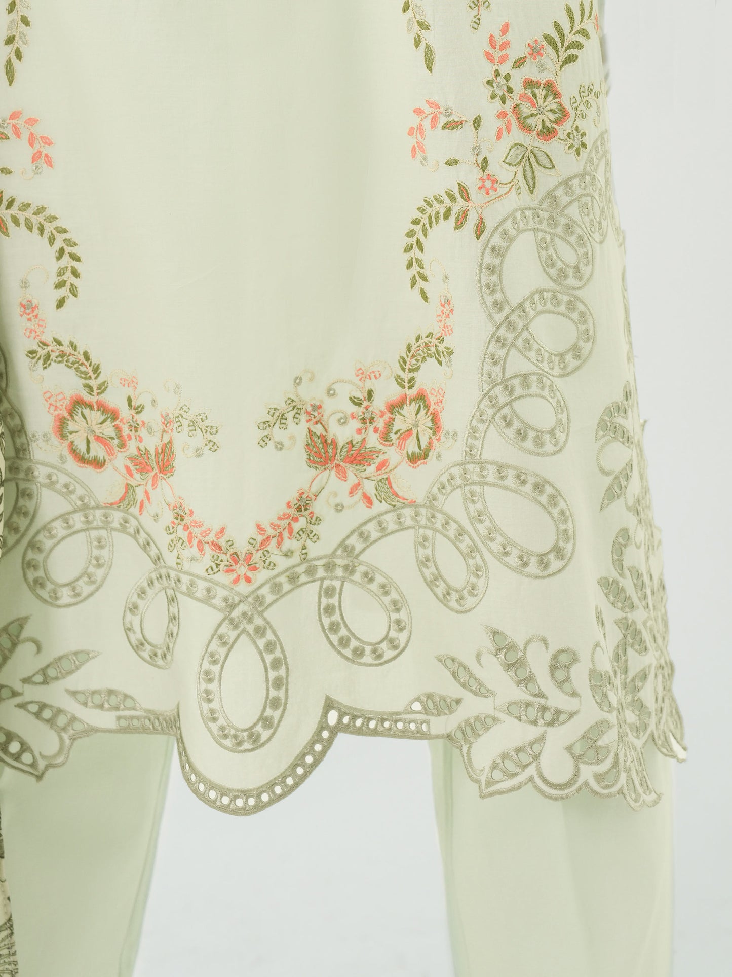 3 Piece Lawn Suit-Embroidered (Unstitched)