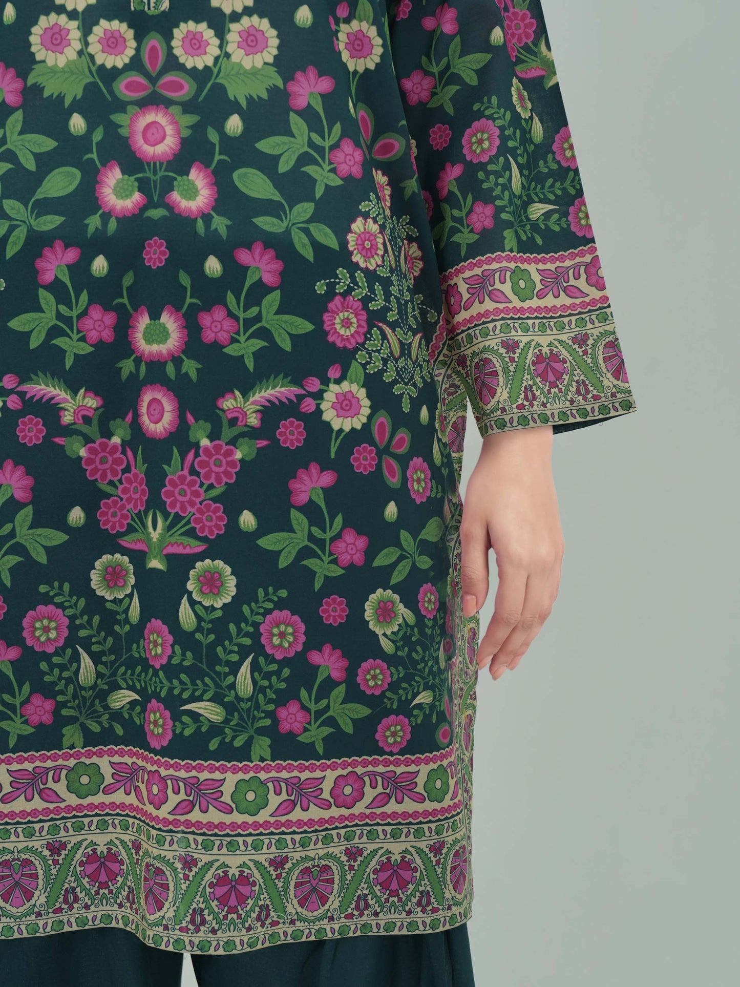 3 Piece Lawn Suit- Printed (Unstitched)