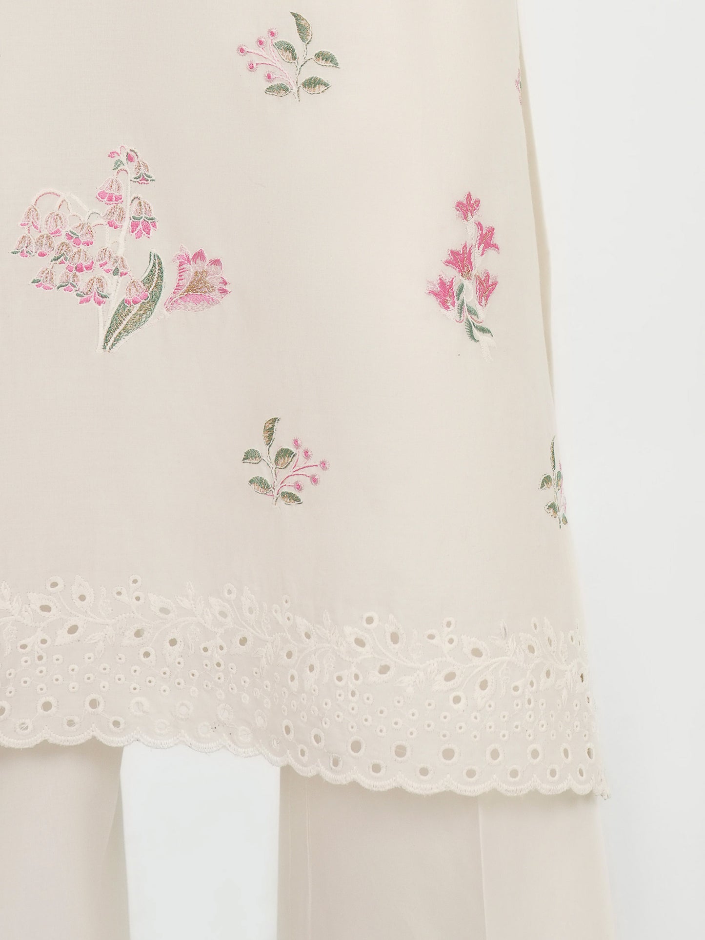 3 Piece Lawn Suit- Embroidered (Unstitched)