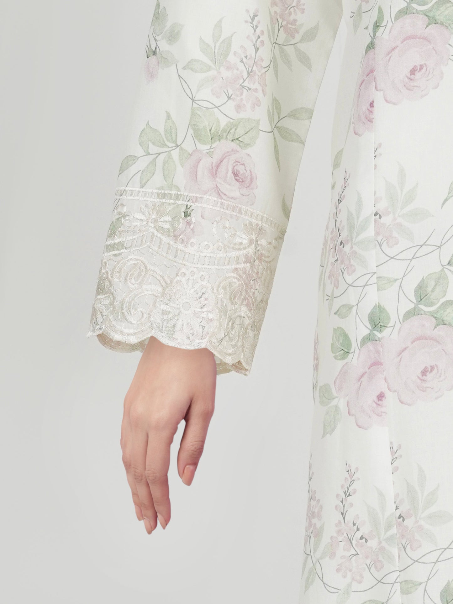 3 Piece Lawn Suit- Embroidered (Unstitched)