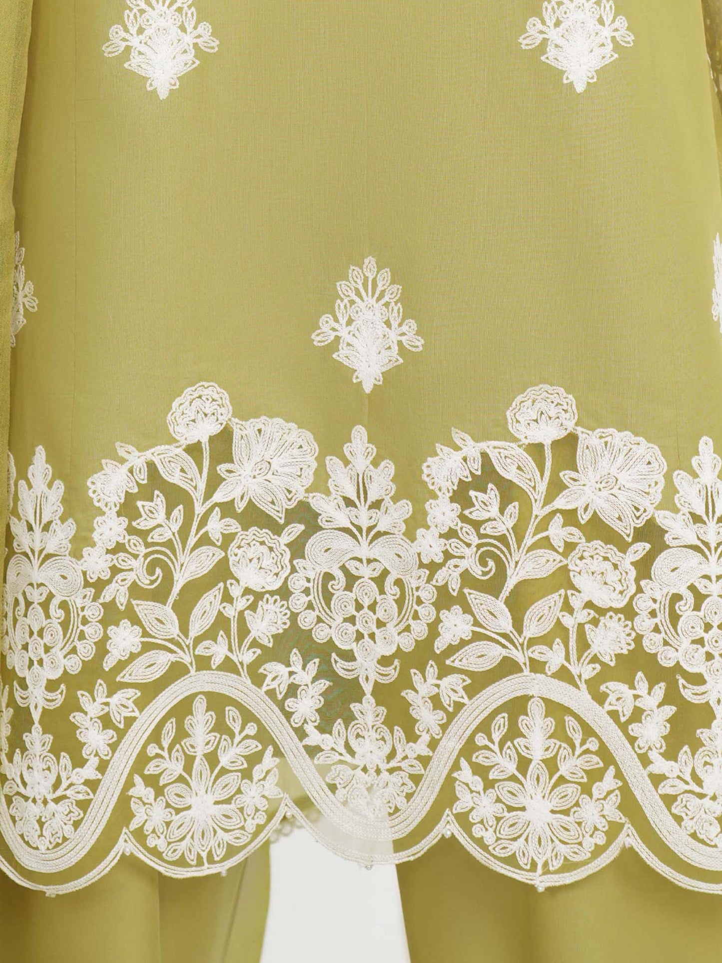3 Piece Lawn Suit-Embroidered (Unstitched)