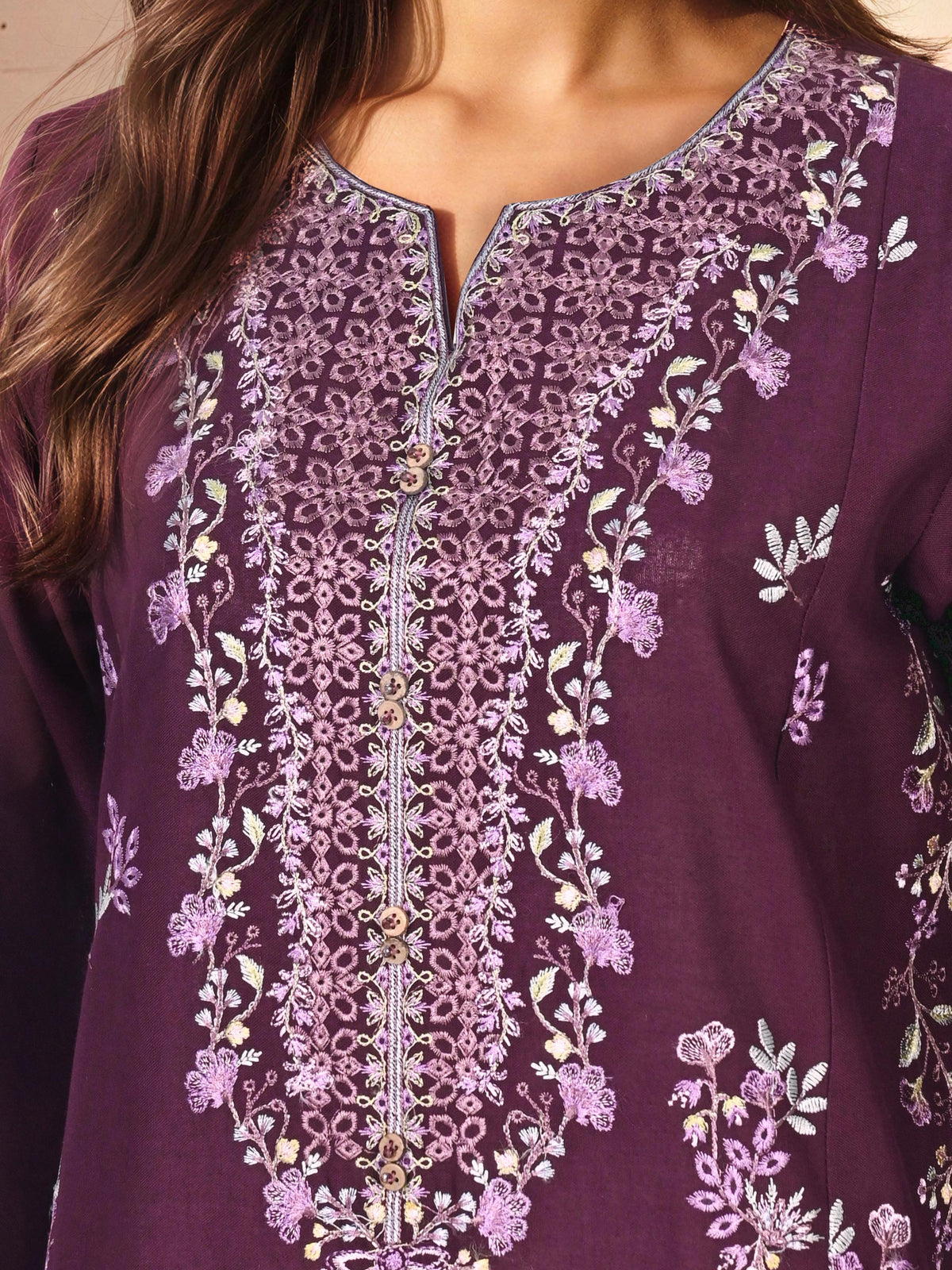 3 Piece Khaddar Suit- Embroidered (Unstitched)