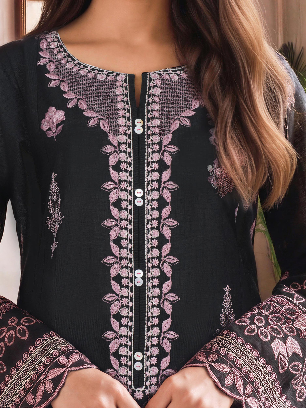 3 Piece Slub Khaddar Suit- Embroidered (Unstitched)