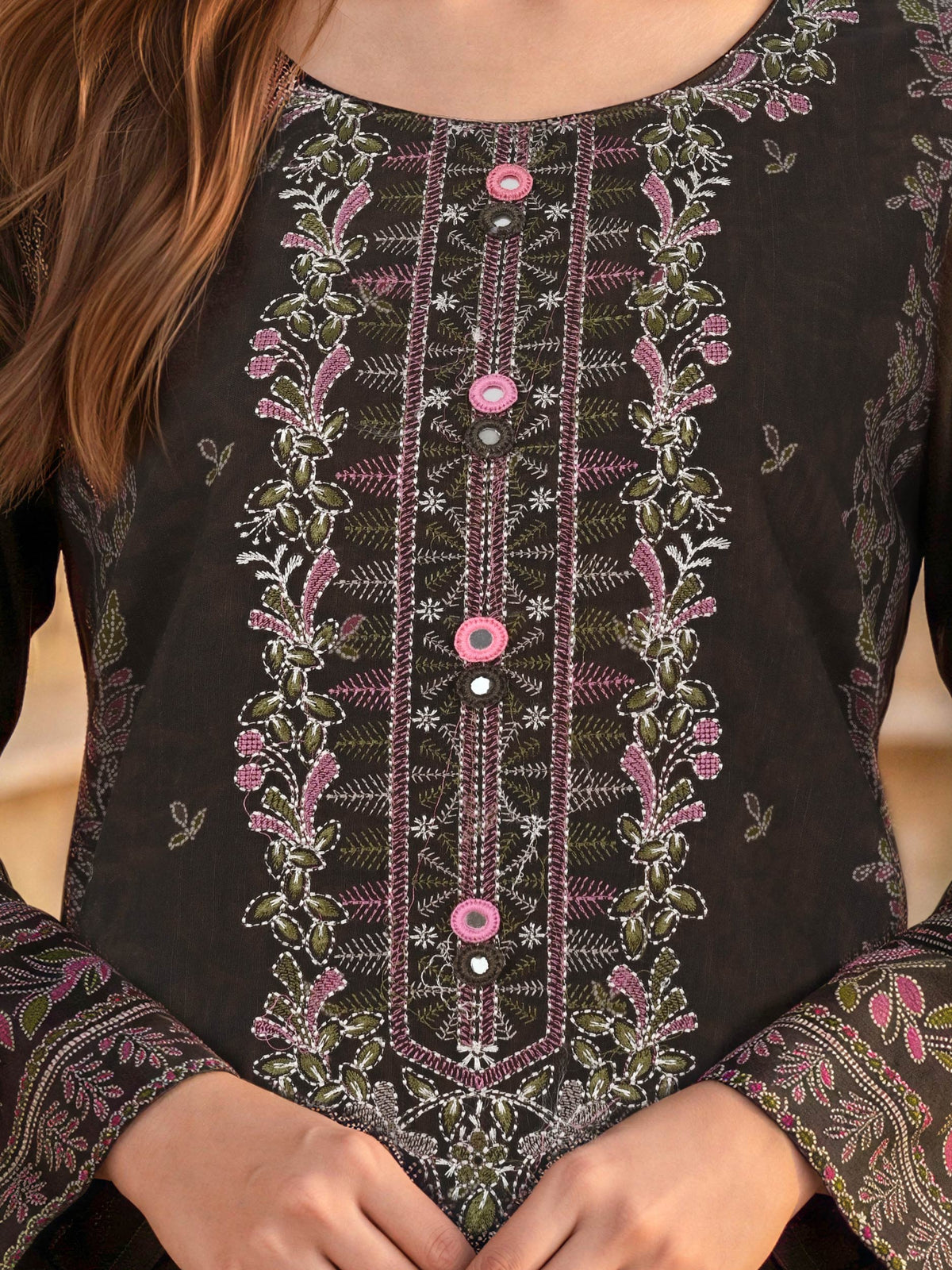 3 Piece Blended Khaddar Suit- Embroidered (Unstitched)