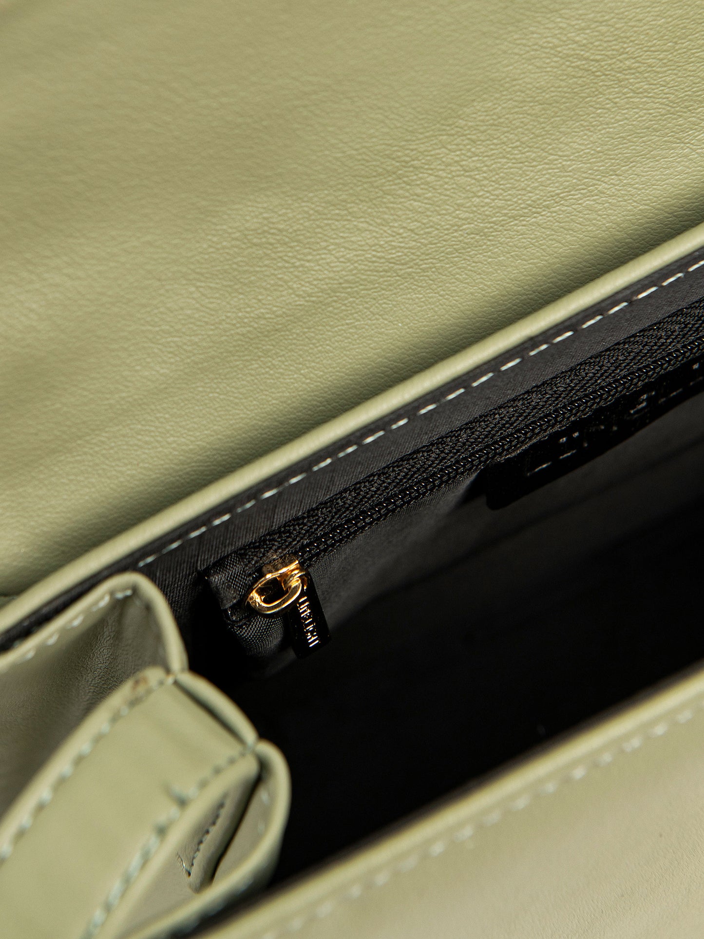 Textured Tie Knot Handbag