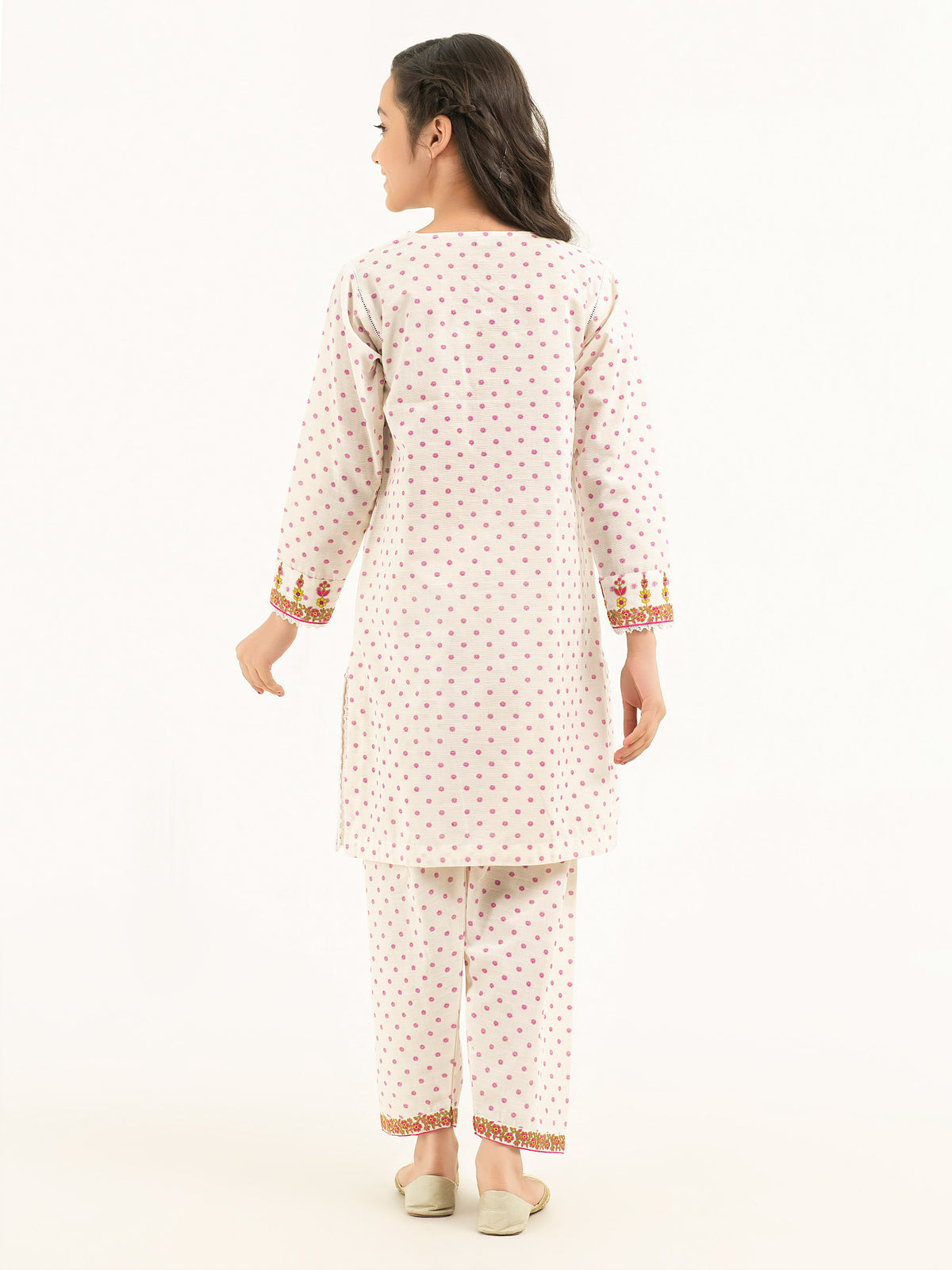 2 Piece Khaddar Suit-Embroidered (Pret)