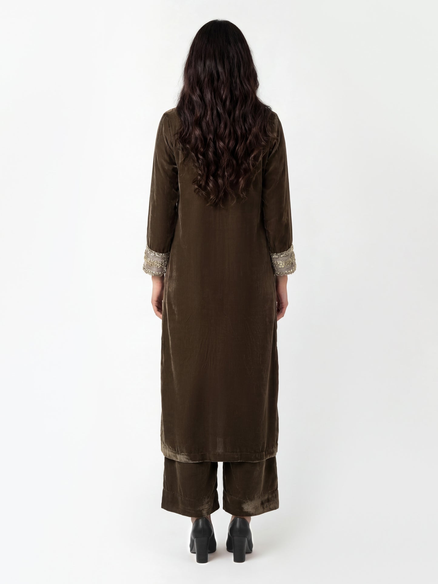 2 Piece Velvet Suit- Embroidered (Pret)