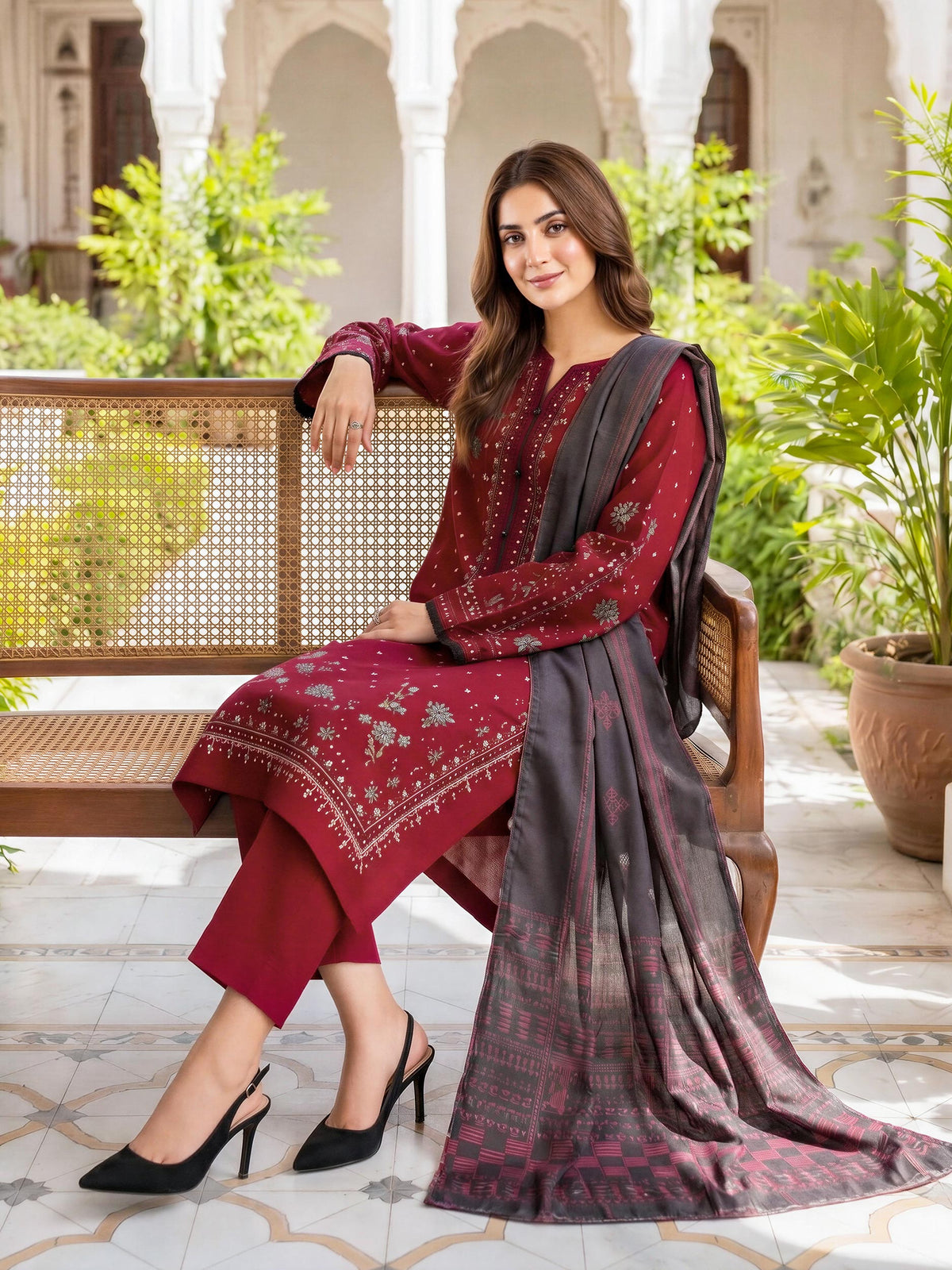 3 Piece Khaddar Suit-Paste Print (Unstitched)