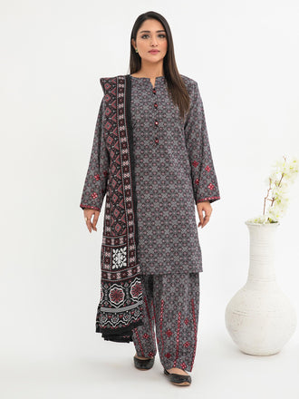 3-piece-karandi-suit-embroidered-(pret)