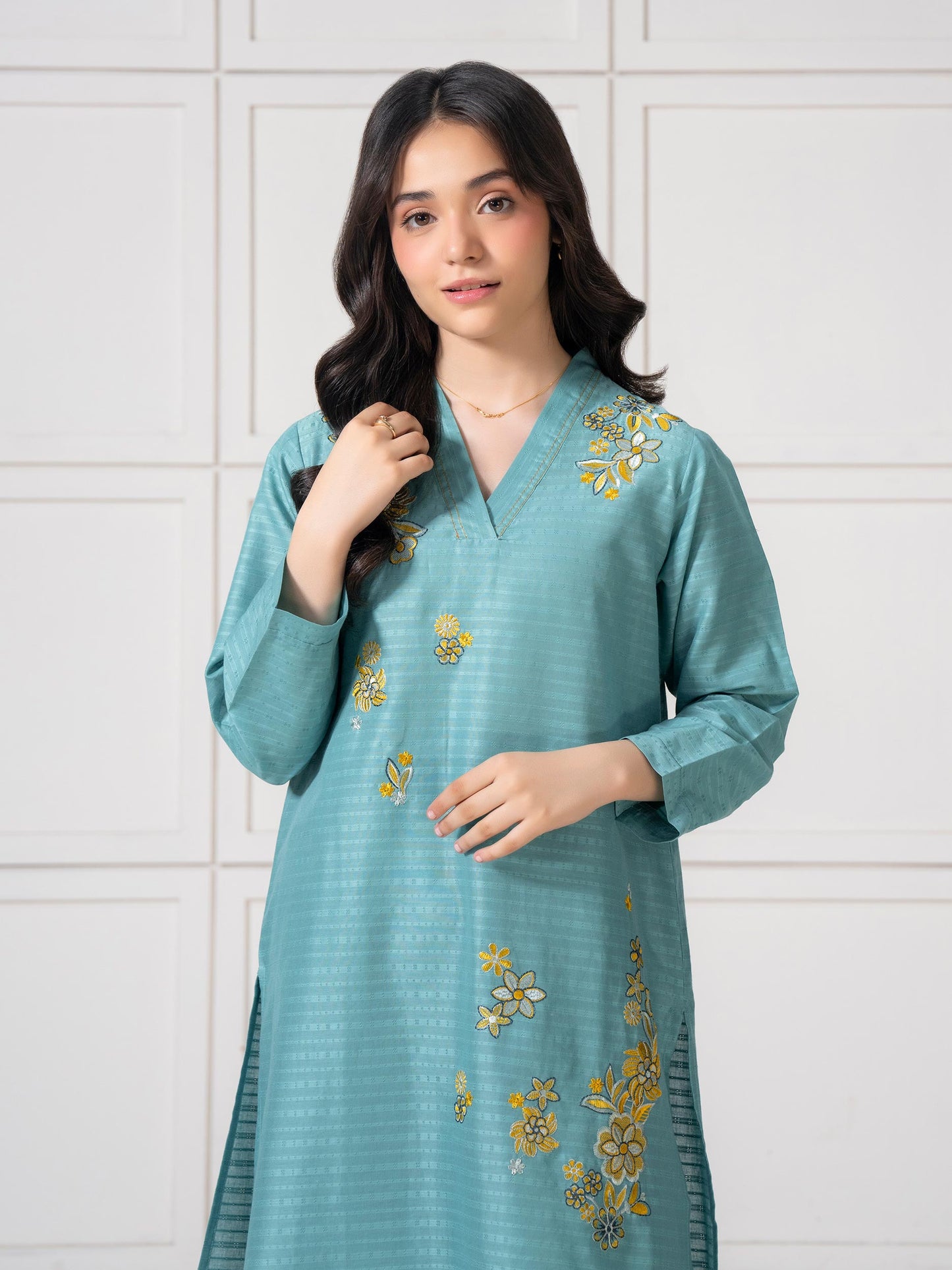 2 Piece Lawn Suit-Embroidered