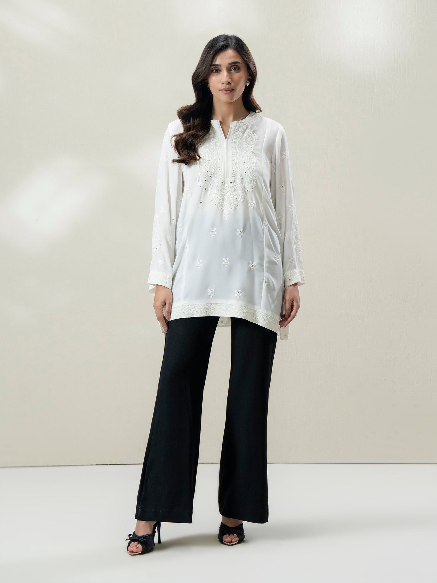 Grip Kurti- Embroidered (Pret)