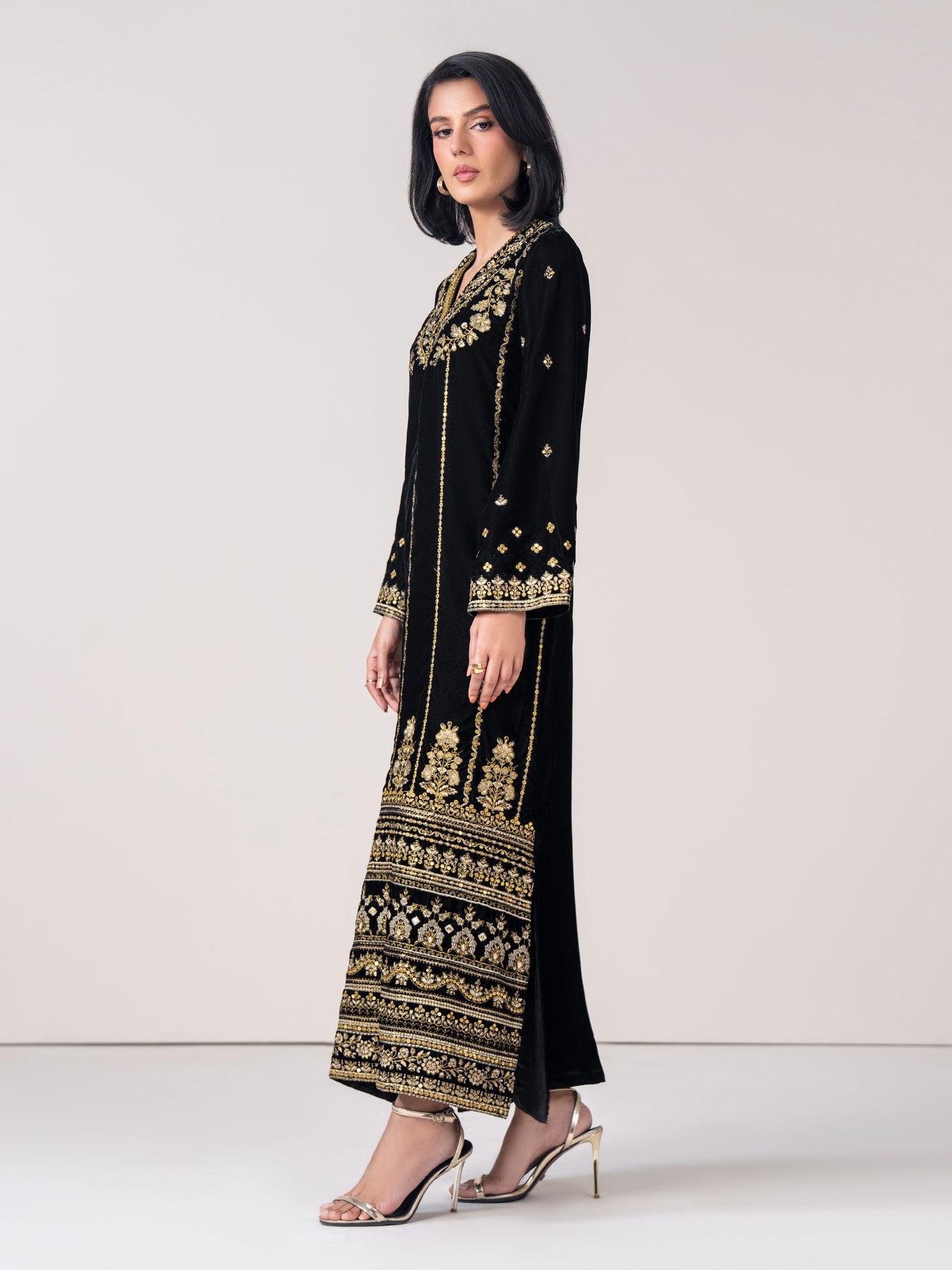 Velvet Kaftan (Pret)