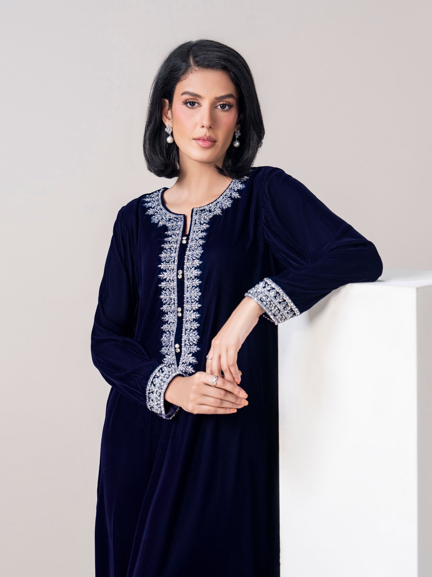 Velvet Kaftan (Pret)