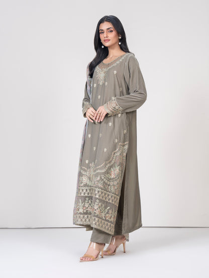 3 Piece Velvet Suit- Embroidered (Pret)