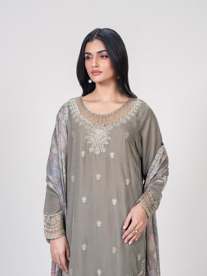 3 Piece Velvet Suit- Embroidered (Pret)