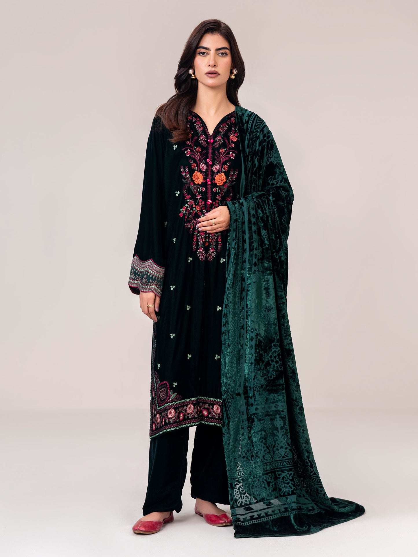 3 Piece Velvet Suit- Embroidered (Pret)