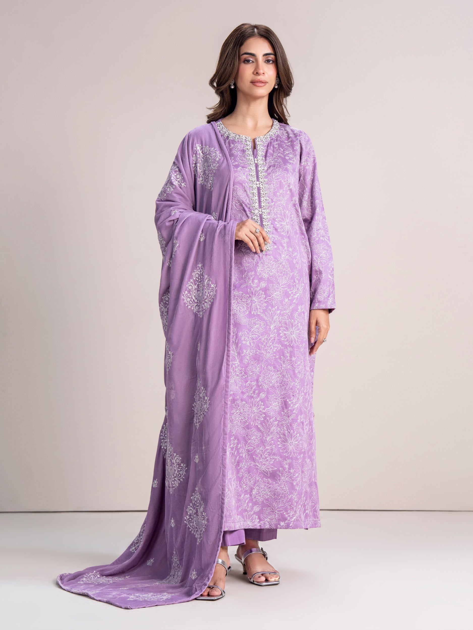 Retail Price: 17,999/-PKR