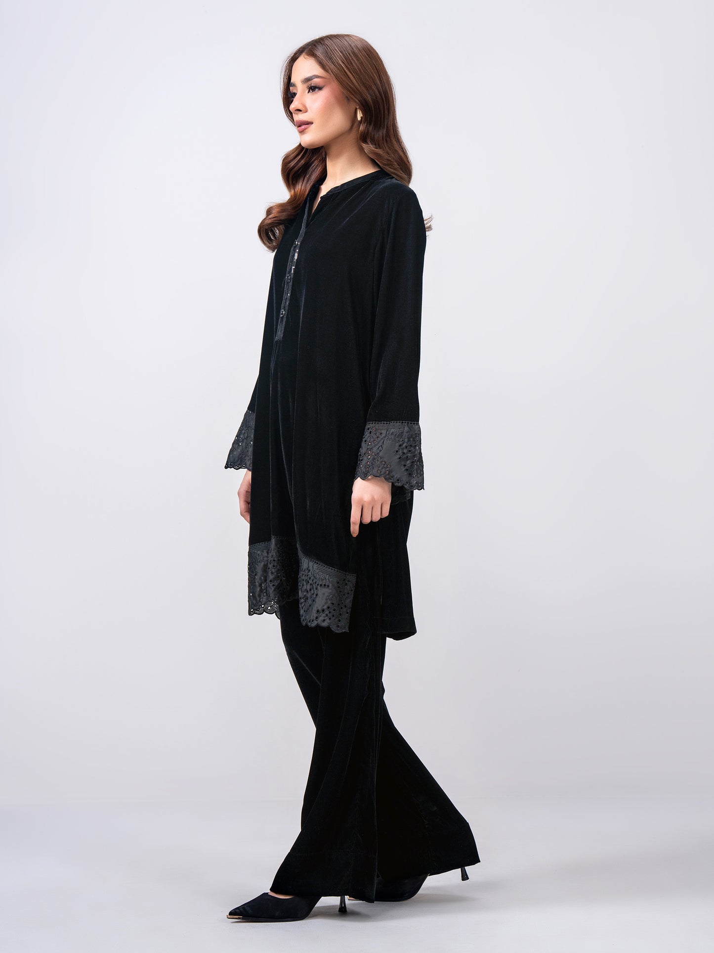 2 Piece Velvet Suit- Embroidered (Pret)