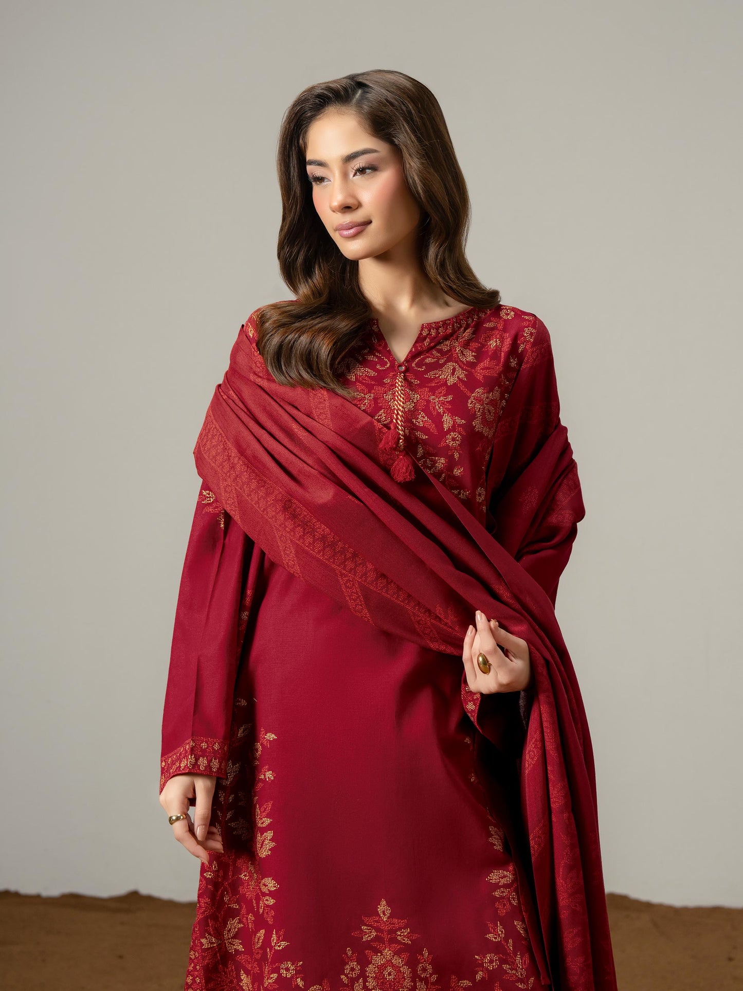 3 Piece Khaddar Suit-Paste Print (Pret)