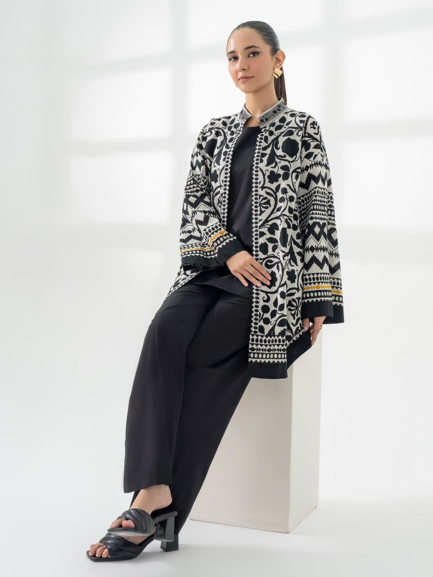 Printed Cardigan With Slip