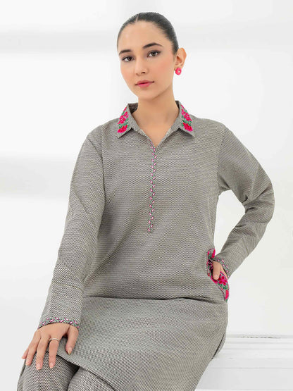 2 Piece Khaddar Suit-Embroidered (Pret)