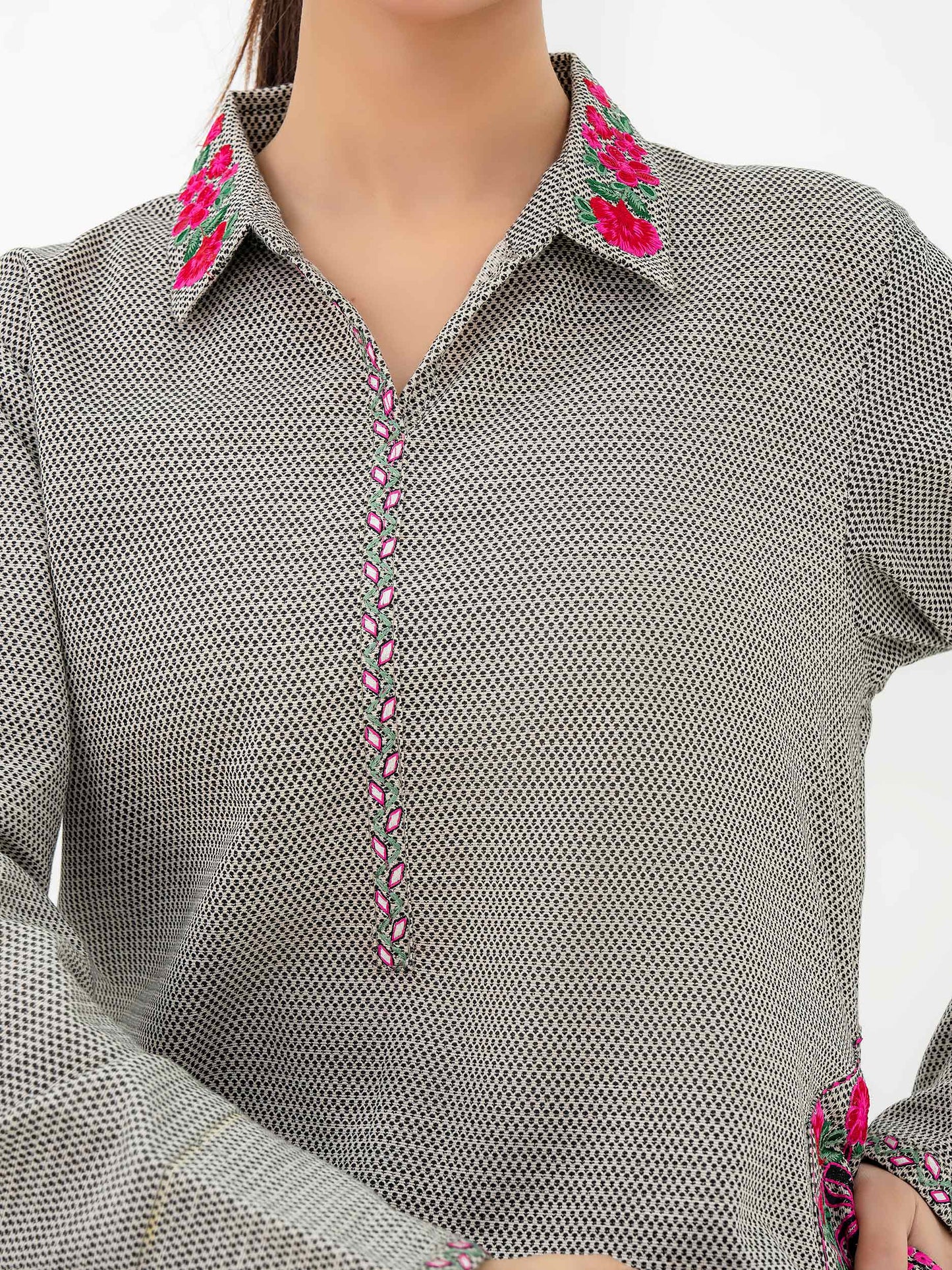 2 Piece Khaddar Suit-Embroidered (Pret)