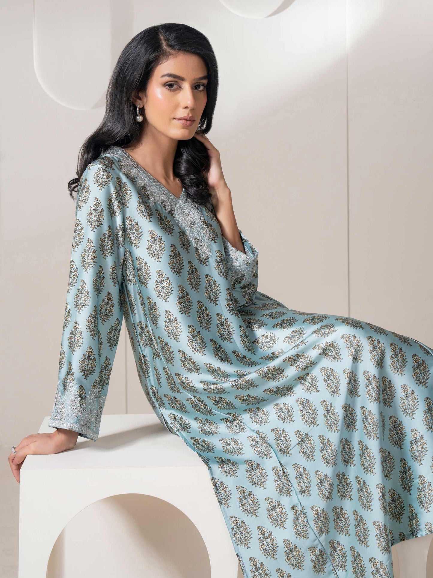 2 Piece Silk Suit-Embroidered (Pret)