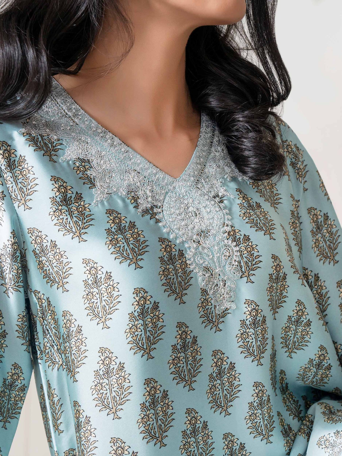 2 Piece Silk Suit-Embroidered (Pret)