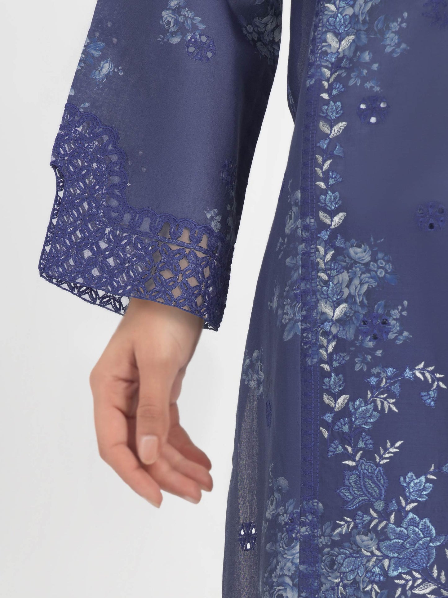 3 Piece Cambric Suit- Embroidered (Pret)