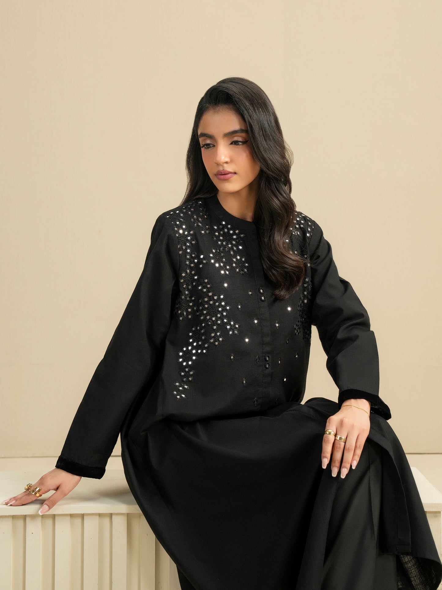 Khaddar Shirt-Embroidered (Pret)
