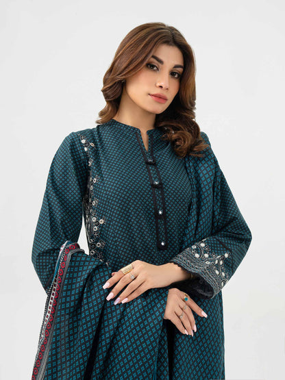 2 Piece Khaddar Suit-Embroidered (Pret)