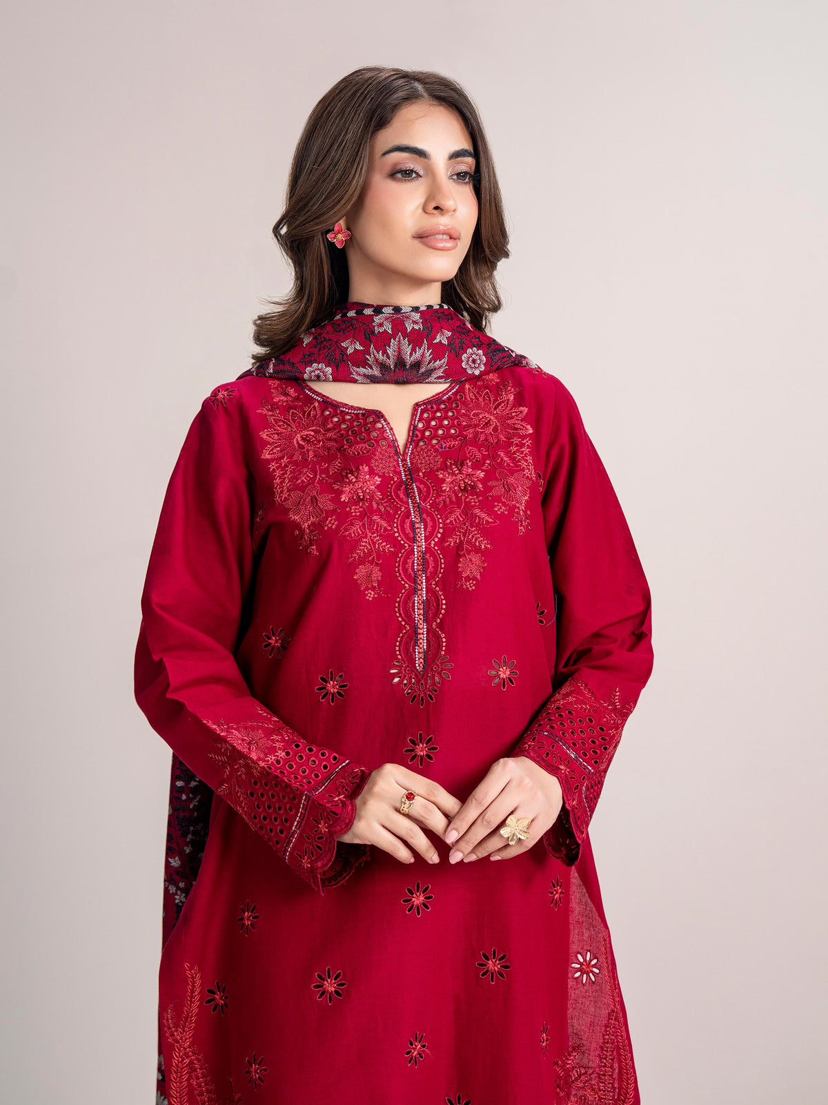 3 Piece Khaddar Suit- Embroidered (Pret)