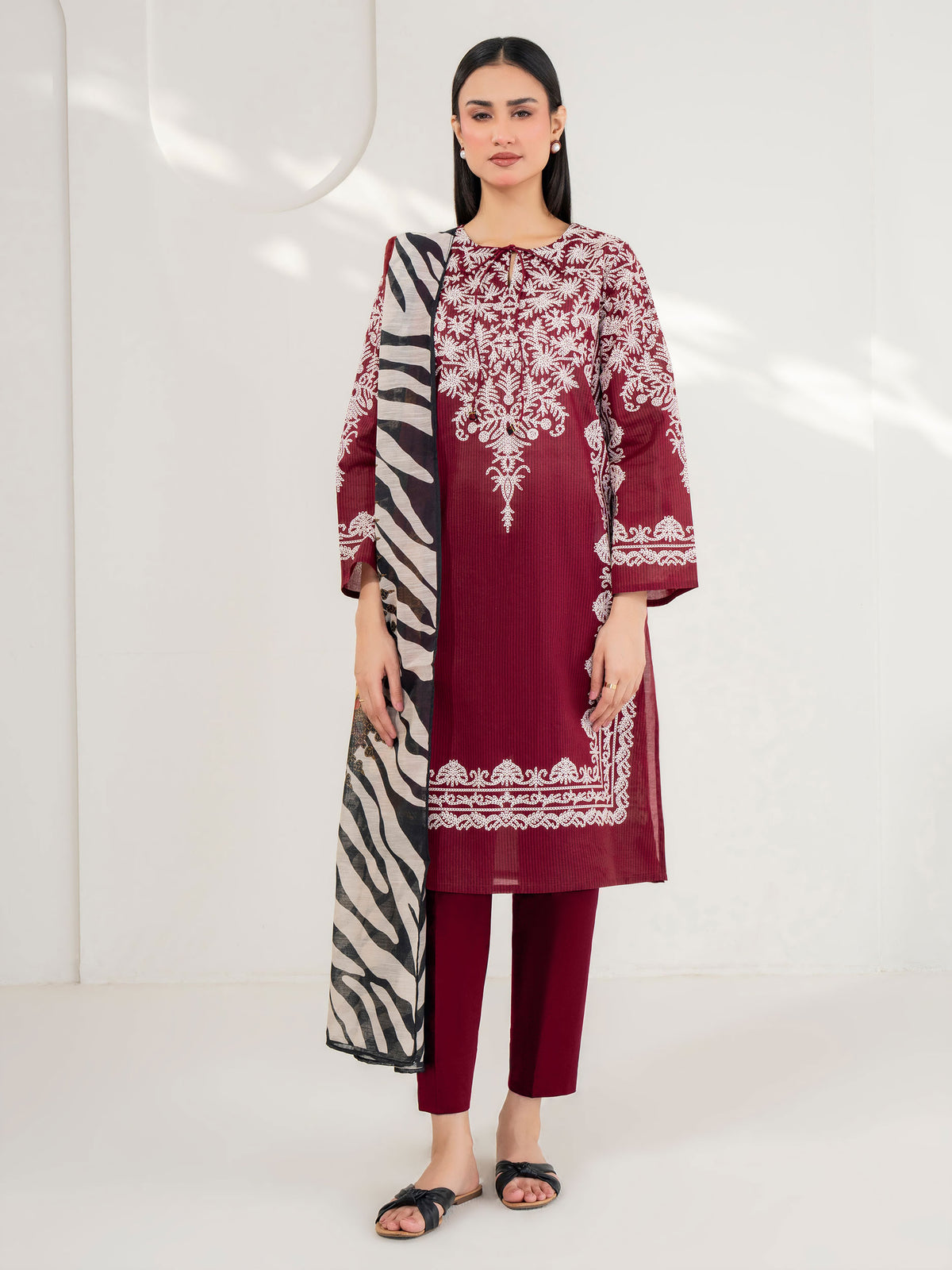 3 Piece Lawn Suit-Printed (Pret)