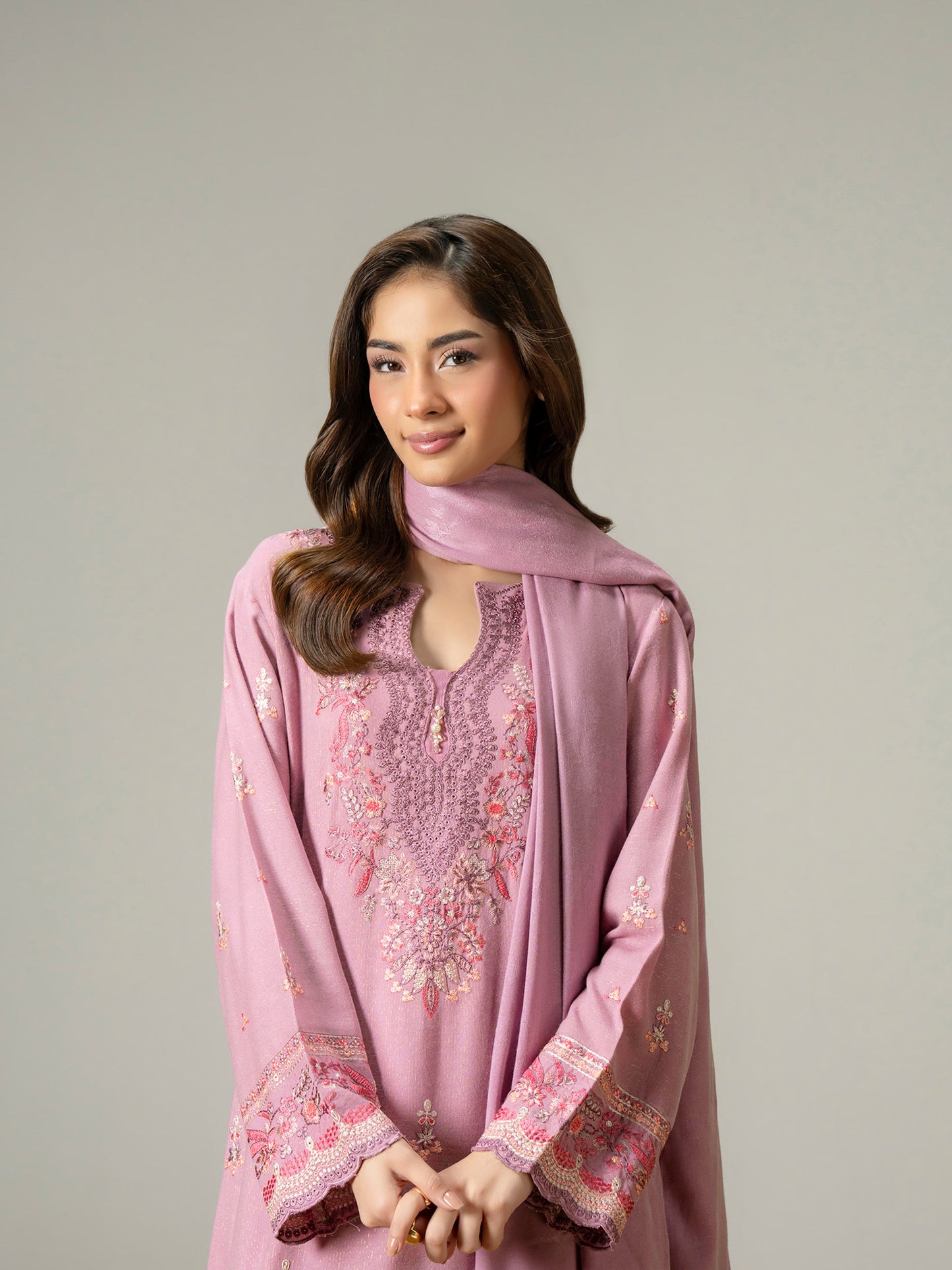 3 Piece Zari Suit-Embroidered (Pret)
