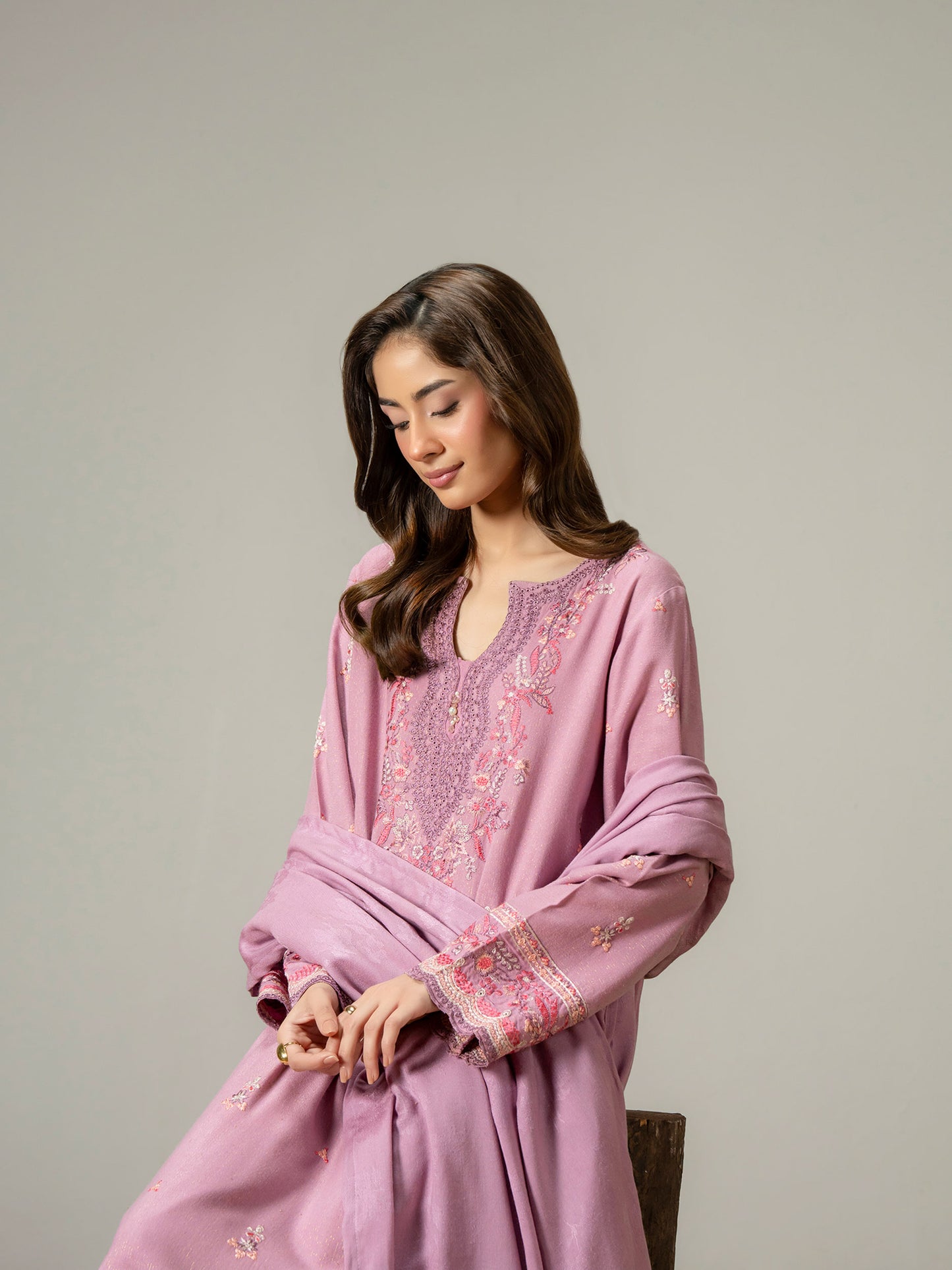 3 Piece Zari Suit-Embroidered (Pret)