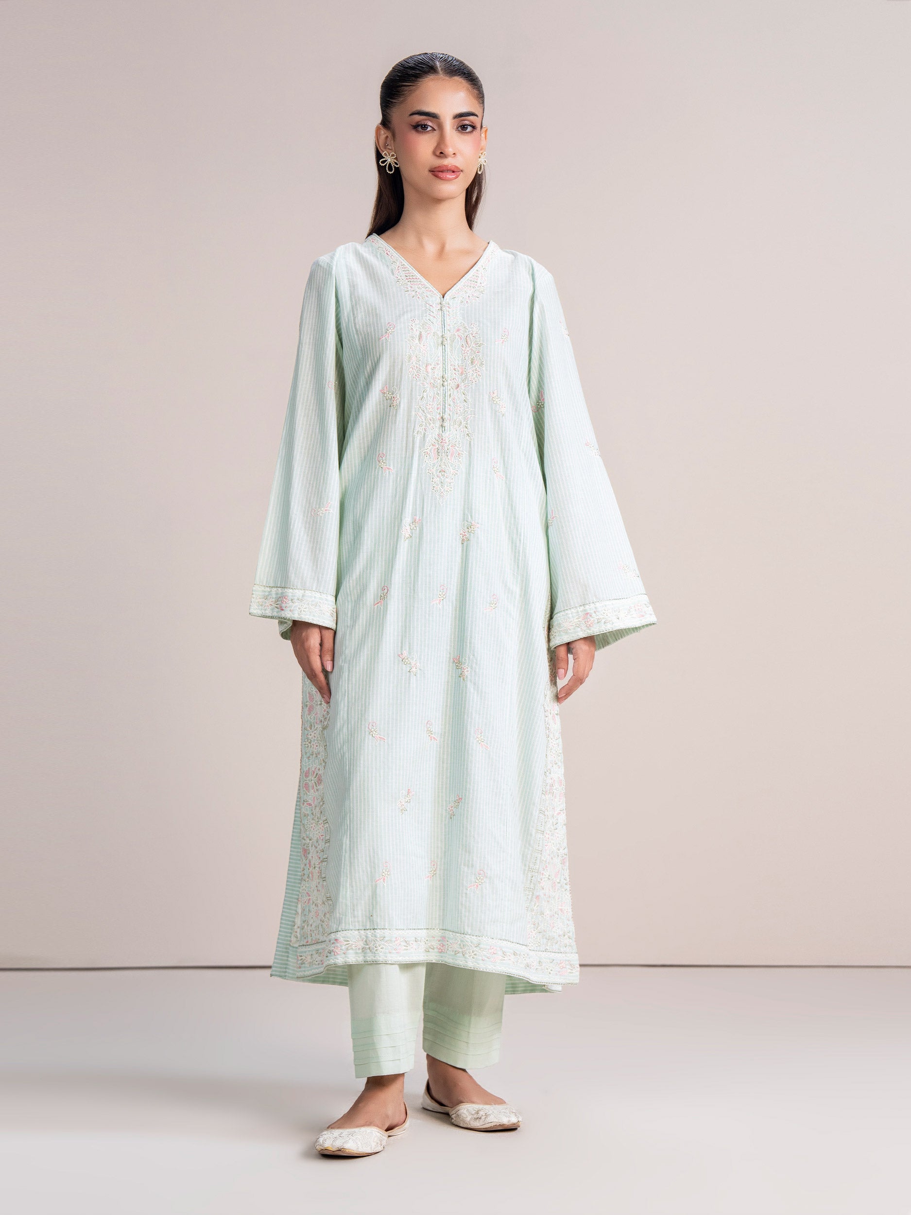 Retail Price: 9,499/-PKR