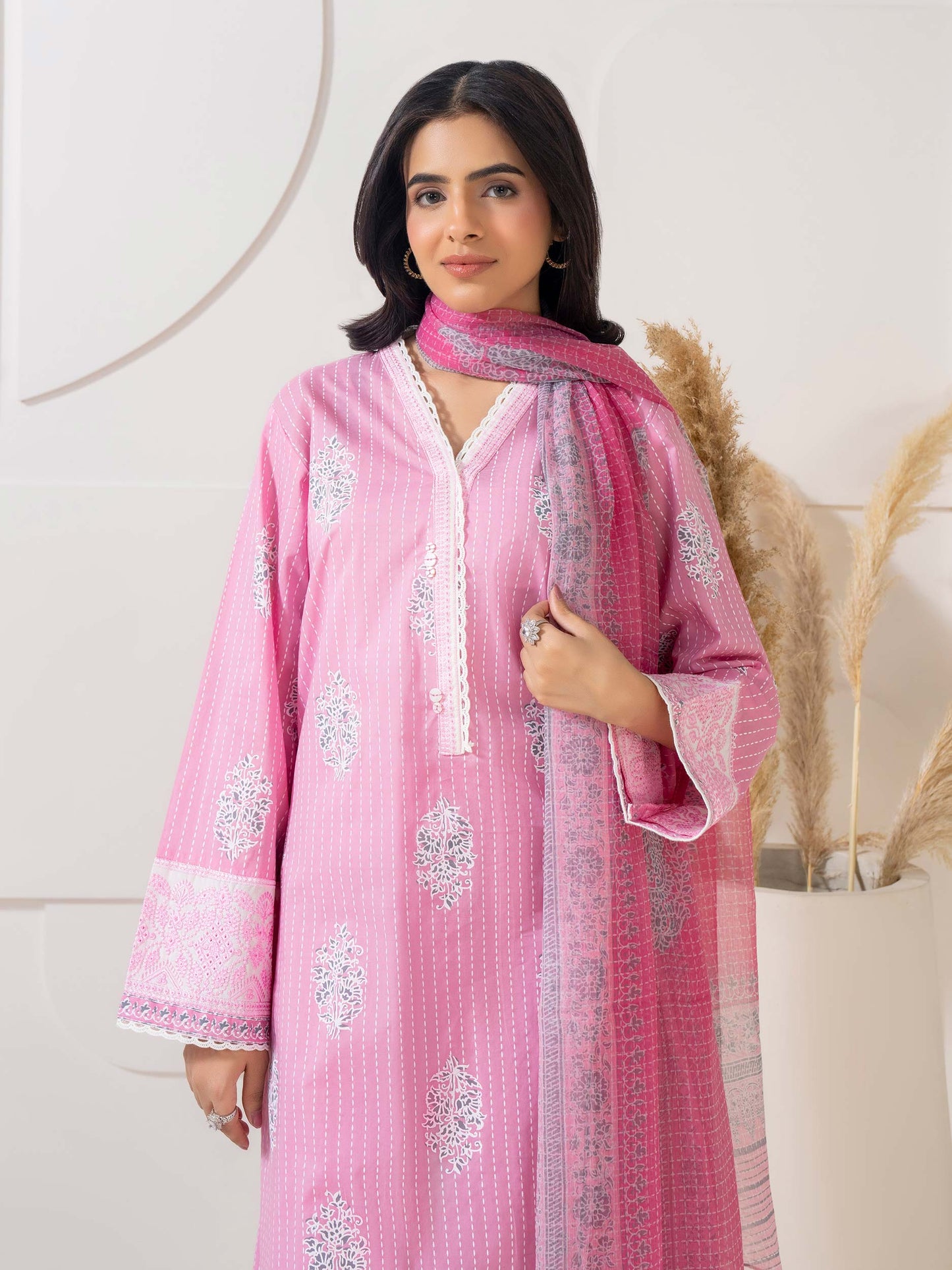 3 Piece Lawn Suit-Embroidered (Pret)