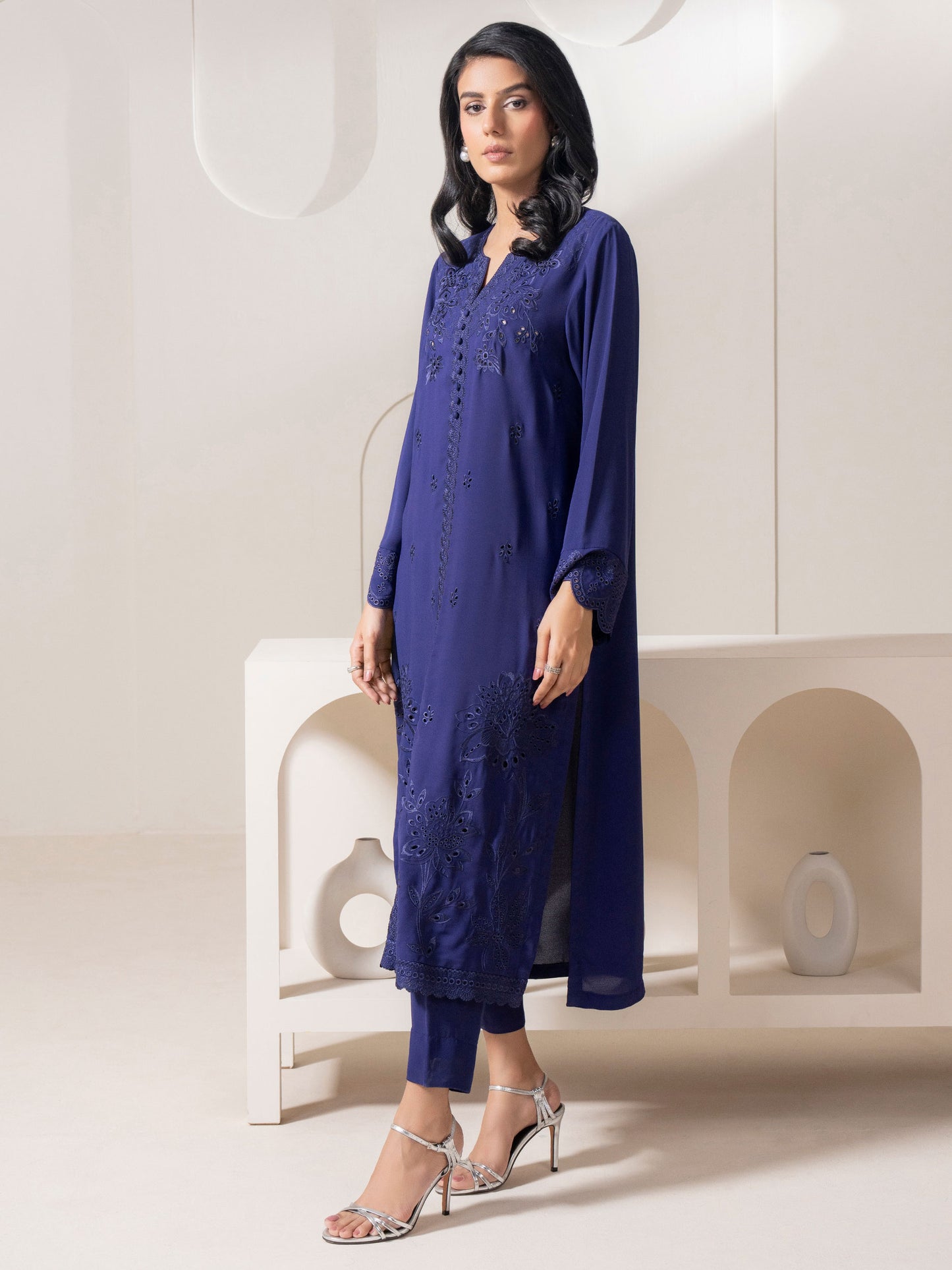 2 Piece Grip Suit-Embroidered (Pret)