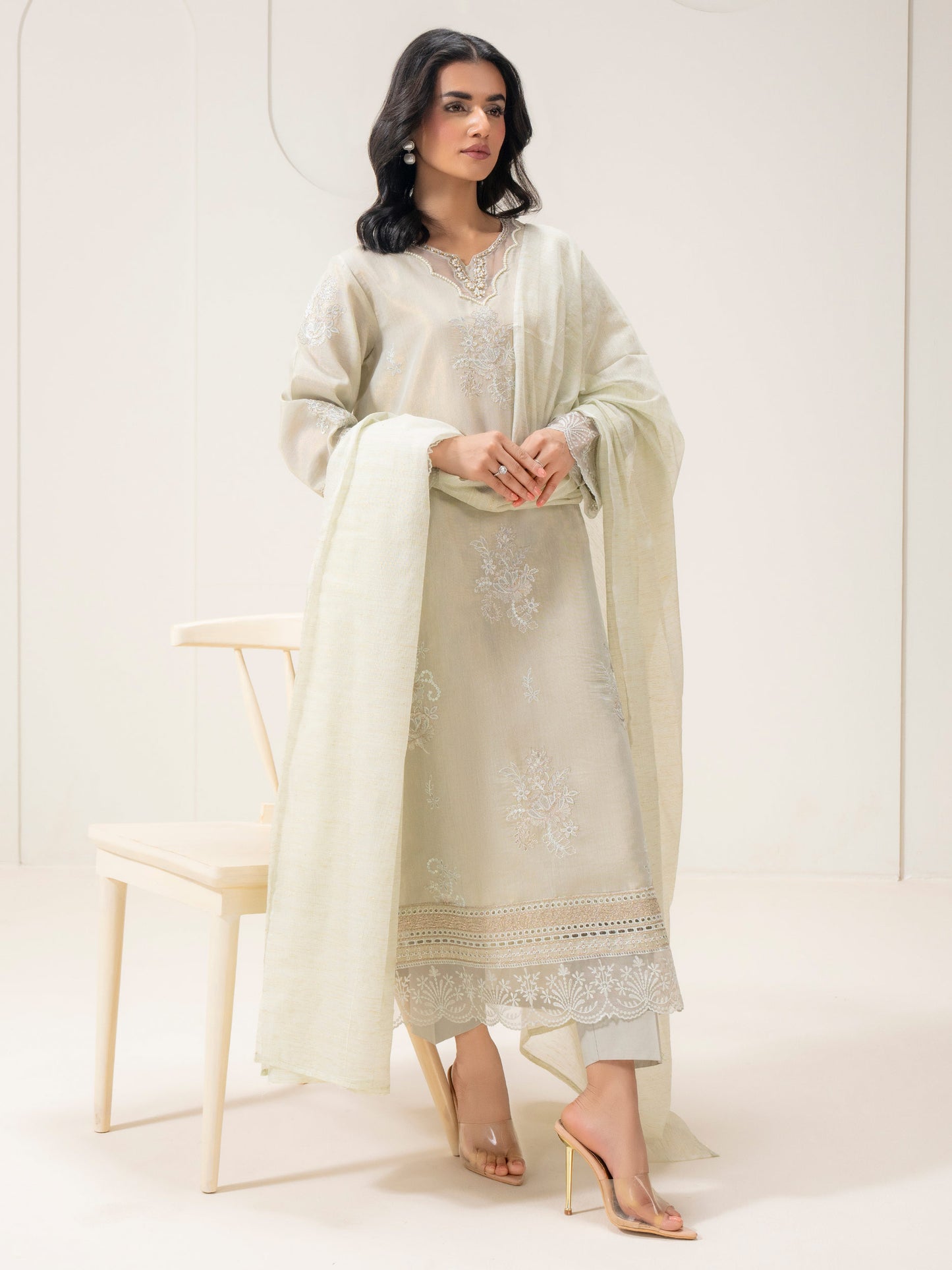 3 Piece Zari Suit-Embroidered (Pret)