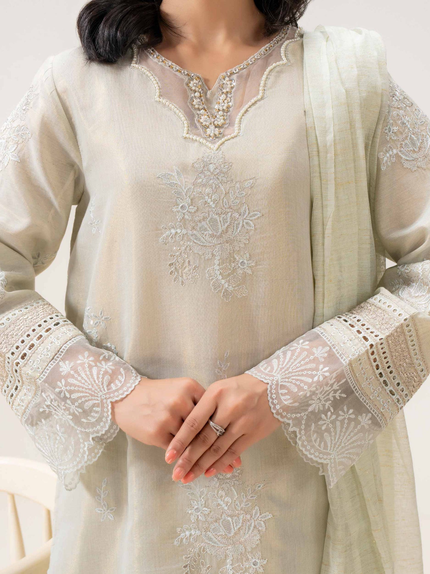 3 Piece Zari Suit-Embroidered (Pret)