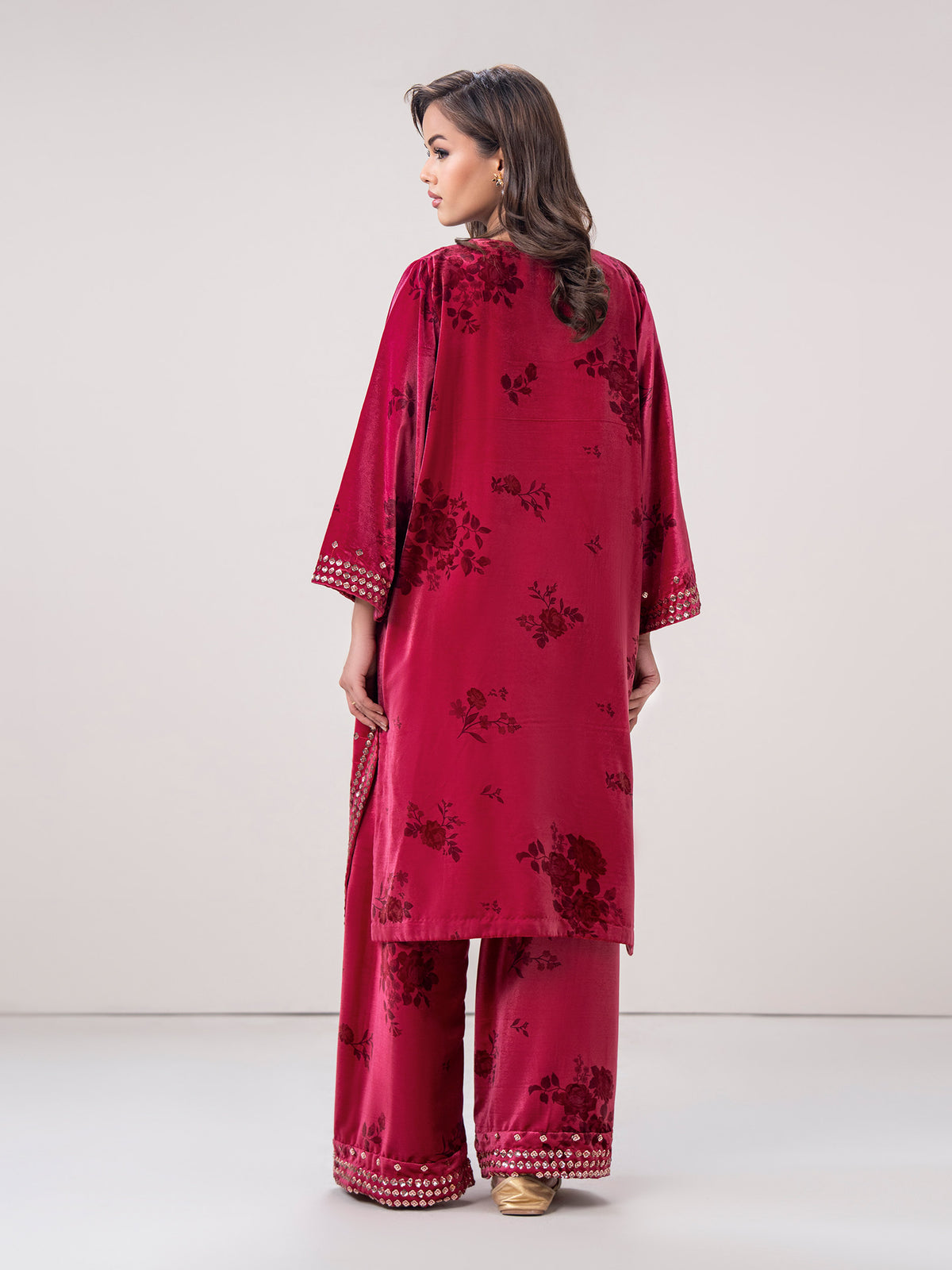 2-Piece Velvet Suit- Embroidered (Pret)