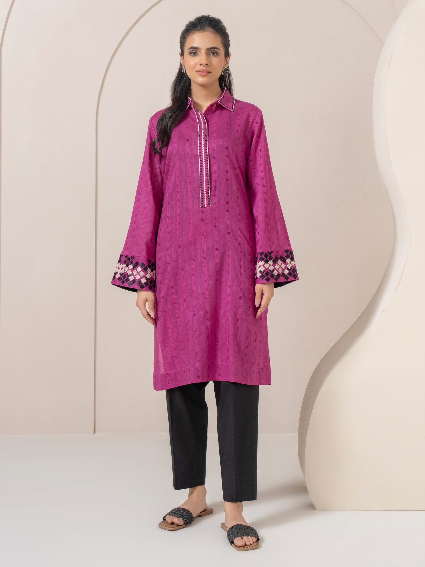 Lawn Shirt-Embroidered (Pret)