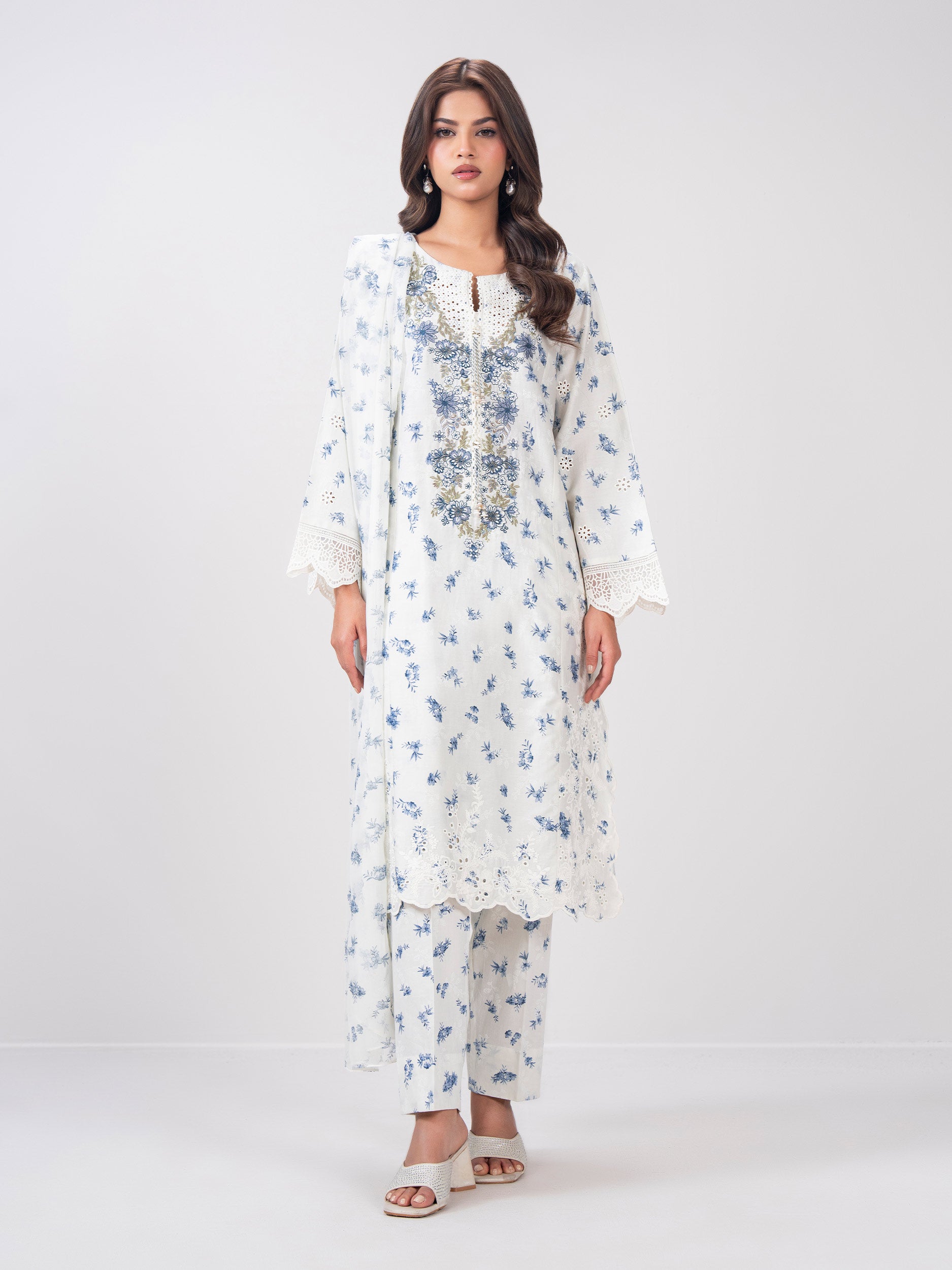 Retail Price: 10,999/-PKR