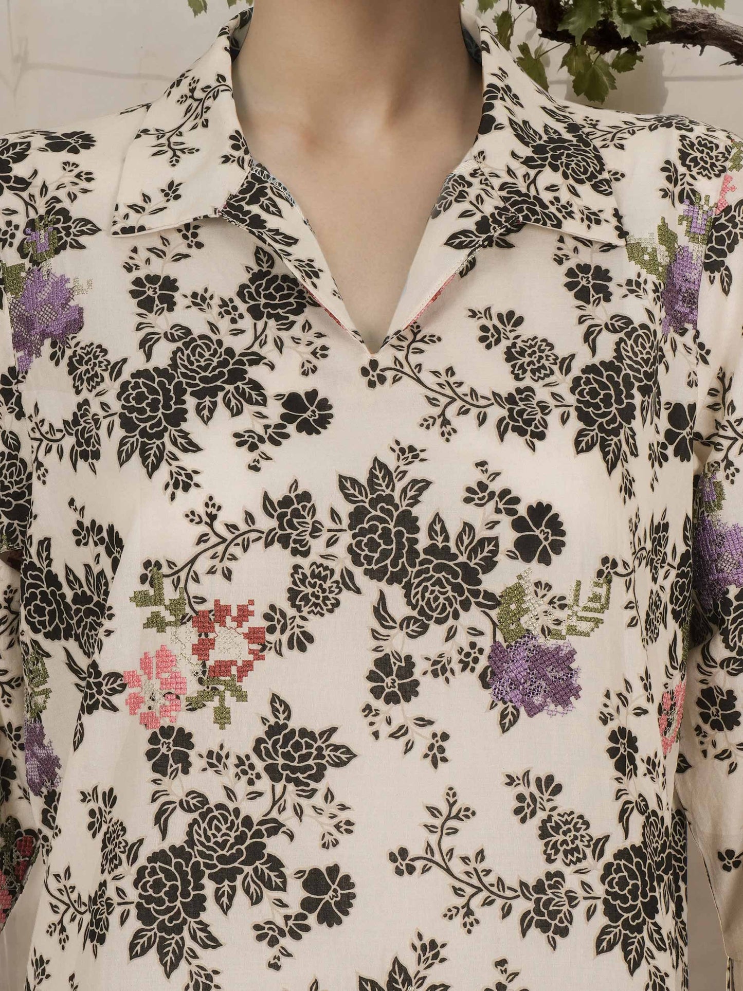 2 Piece Cambric Suit- Embroidered (Pret)