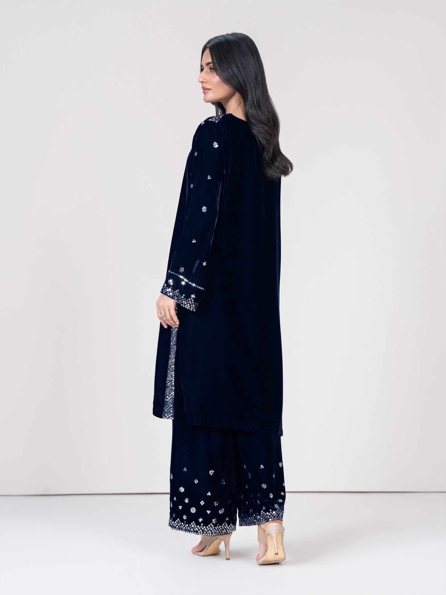 2 Piece Velvet Suit (Pret)